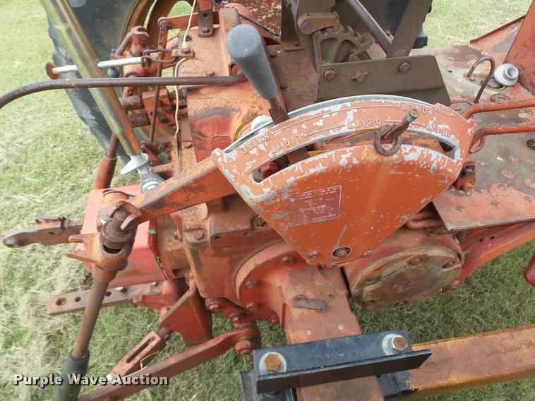 image for item DA4517 International 544 tractor