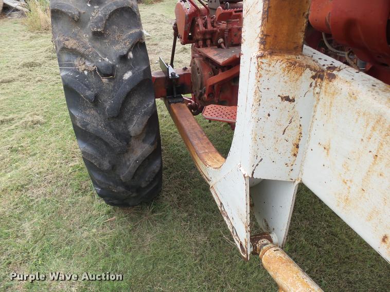 image for item DA4517 International 544 tractor