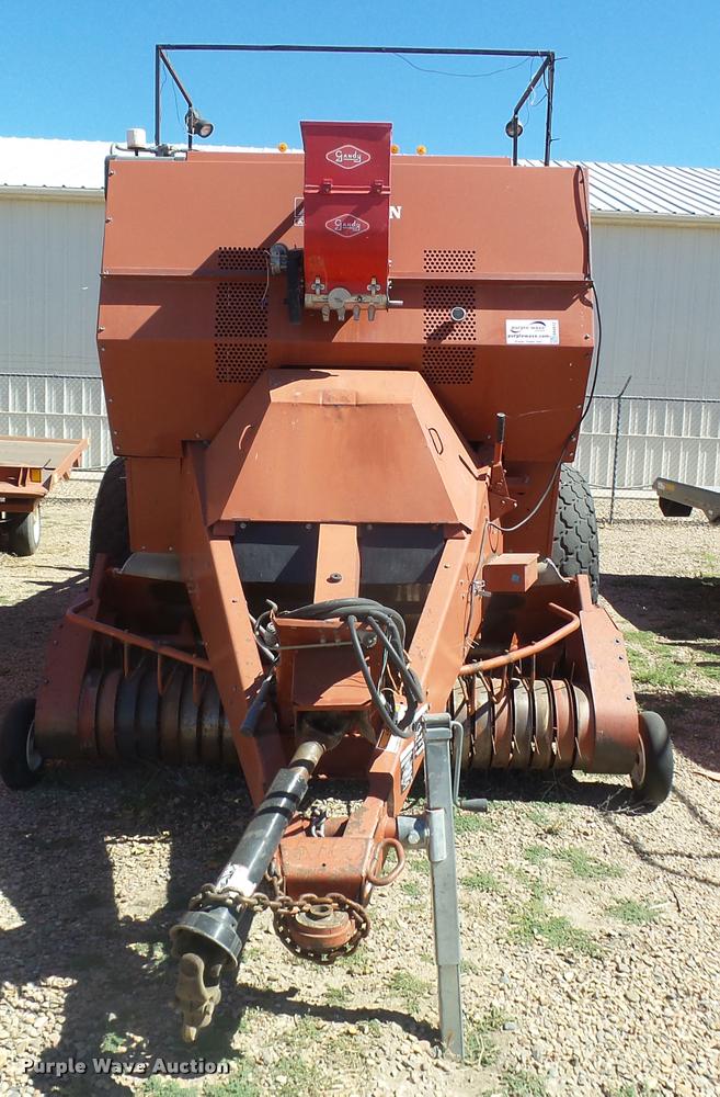 image for item DA4612 2000 AGCO Hesston 4910 large square baler