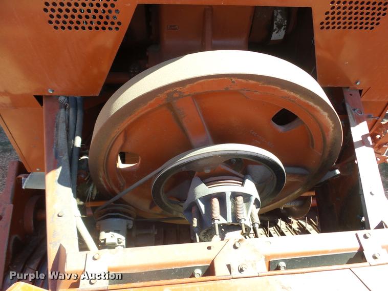 image for item DA4612 2000 AGCO Hesston 4910 large square baler