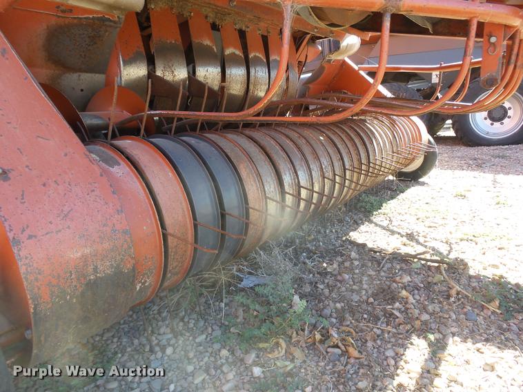 image for item DA4612 2000 AGCO Hesston 4910 large square baler