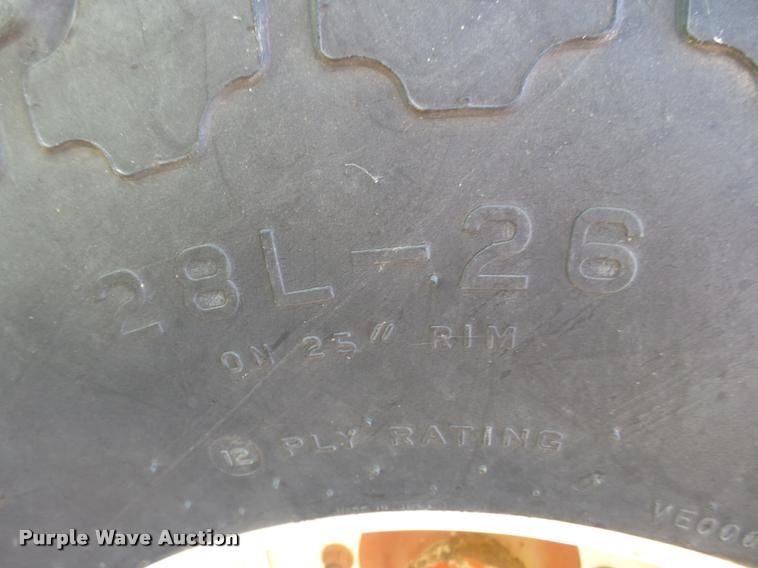 image for item DA4612 2000 AGCO Hesston 4910 large square baler