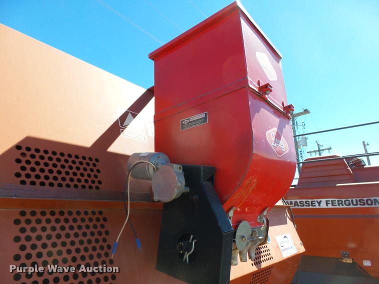 image for item DA4612 2000 AGCO Hesston 4910 large square baler