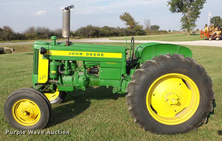 image for item DA8863 John Deere 420 tractor