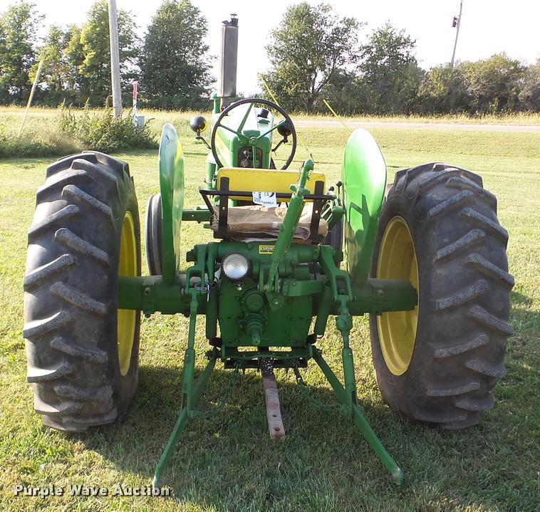 image for item DA8863 John Deere 420 tractor