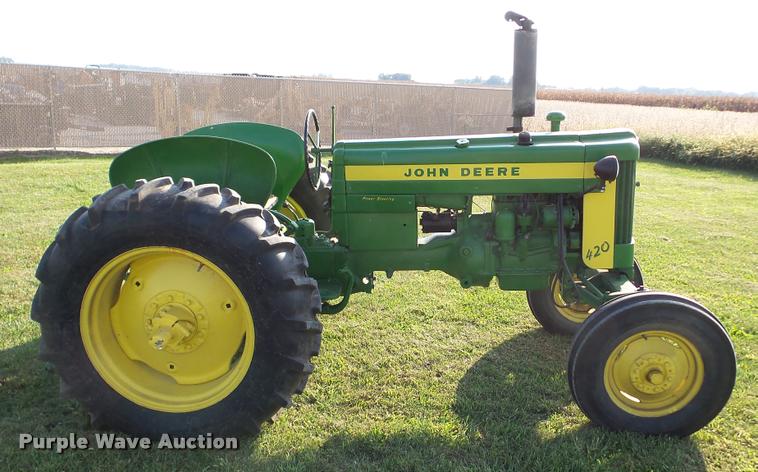 image for item DA8863 John Deere 420 tractor