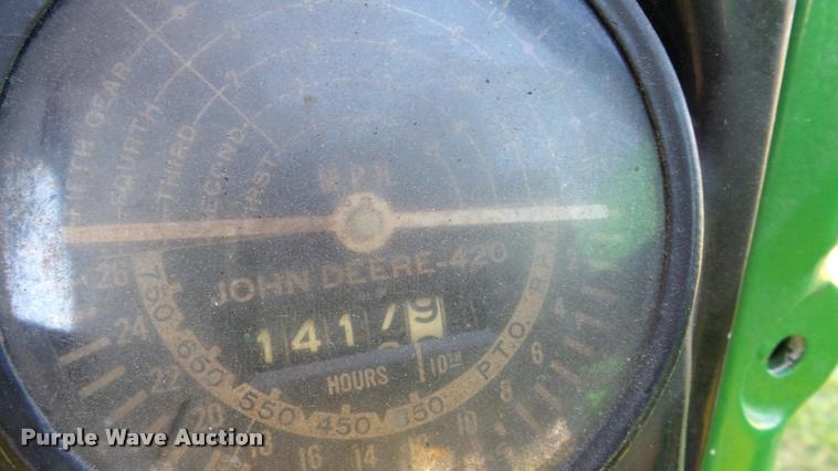 image for item DA8863 John Deere 420 tractor