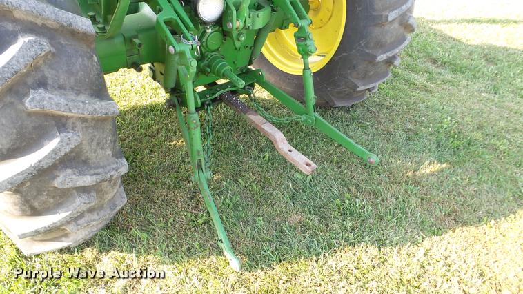 image for item DA8863 John Deere 420 tractor