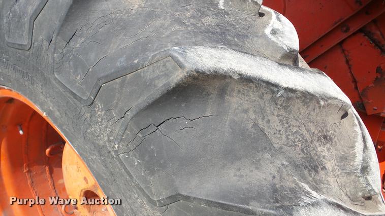 image for item DA8870 Case 930 Comfort King Wheatland tractor