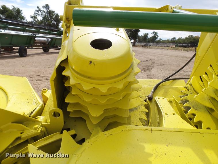 image for item DA9918 1995 Kemper Champion 4500 rotary corn head