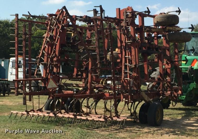 image for item DB3544 Krause 4237HR cultivator
