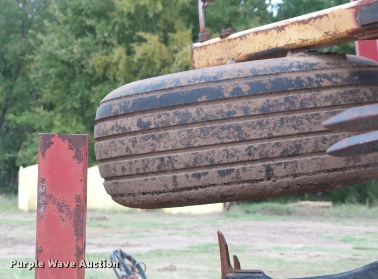 image for item DB3544 Krause 4237HR cultivator