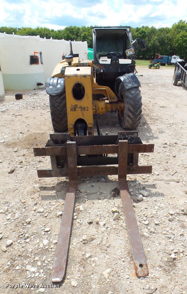 image for item DB3551 2007 Caterpillar TH215 telehandler