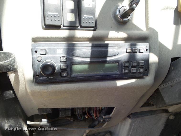 image for item DB3551 2007 Caterpillar TH215 telehandler