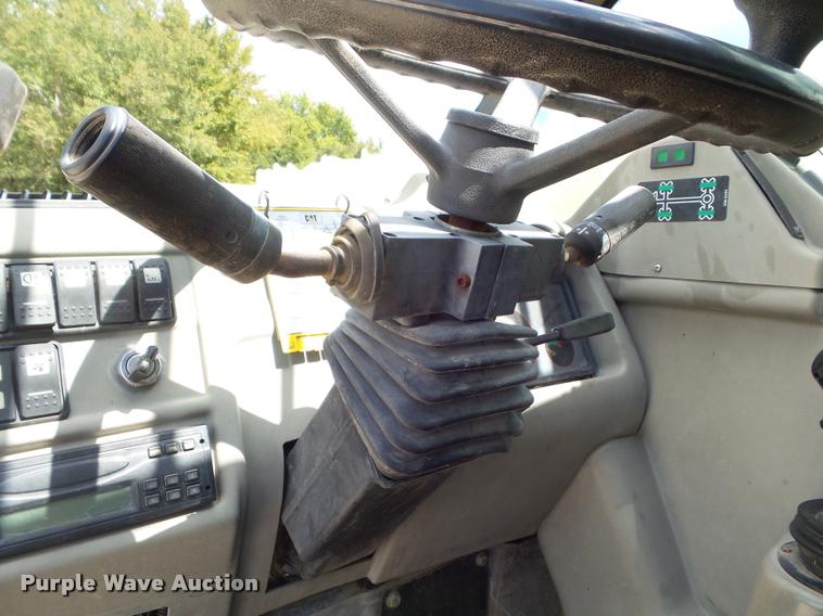 image for item DB3551 2007 Caterpillar TH215 telehandler