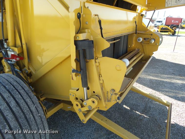 image for item G9553 2011 Vermeer 605 Super M Cornstalk Special round baler