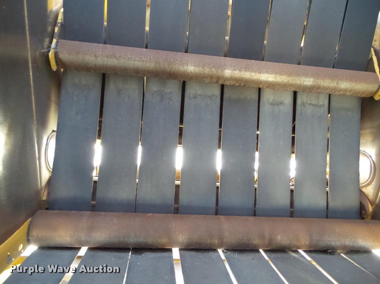 image for item G9553 2011 Vermeer 605 Super M Cornstalk Special round baler