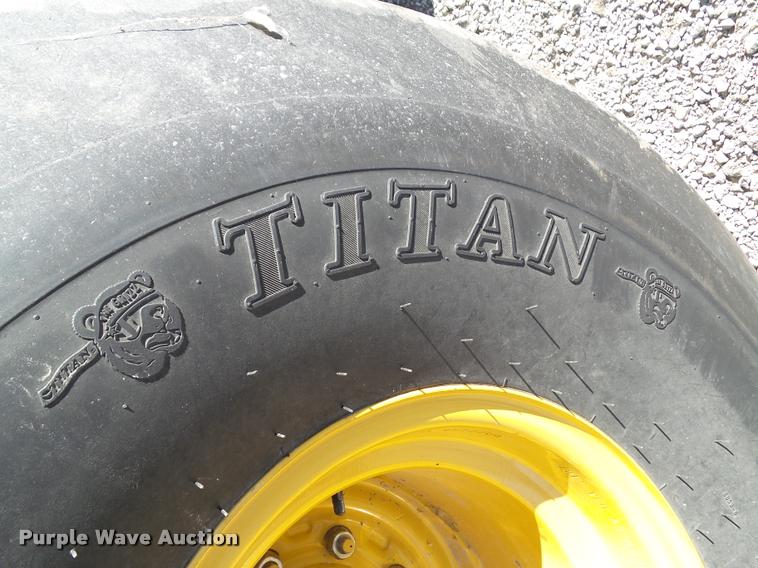 image for item G9554 2014 Vermeer 605 Super M Cornstalk Special round baler