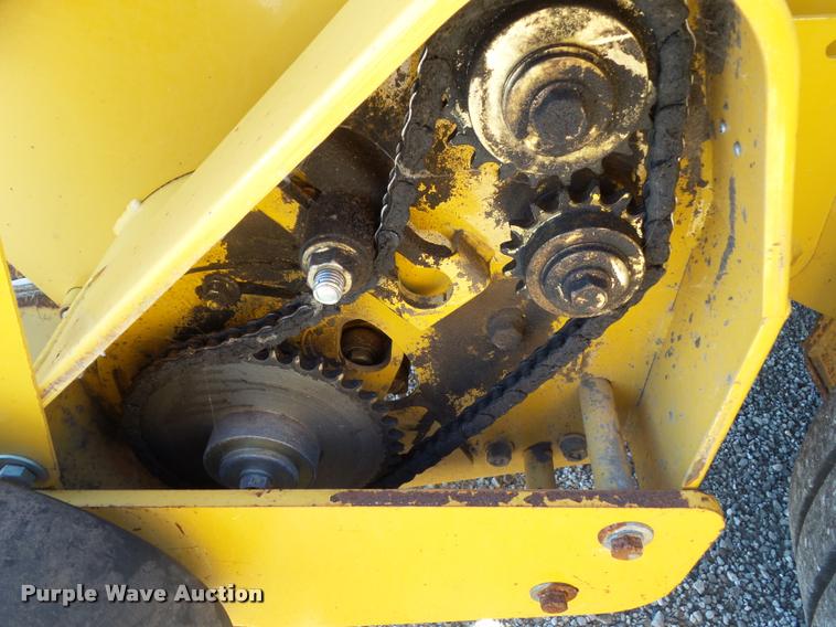 image for item G9554 2014 Vermeer 605 Super M Cornstalk Special round baler