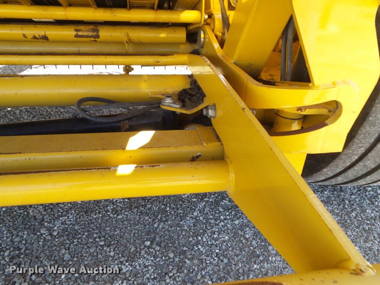 image for item G9554 2014 Vermeer 605 Super M Cornstalk Special round baler