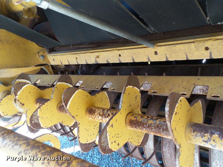 image for item G9554 2014 Vermeer 605 Super M Cornstalk Special round baler