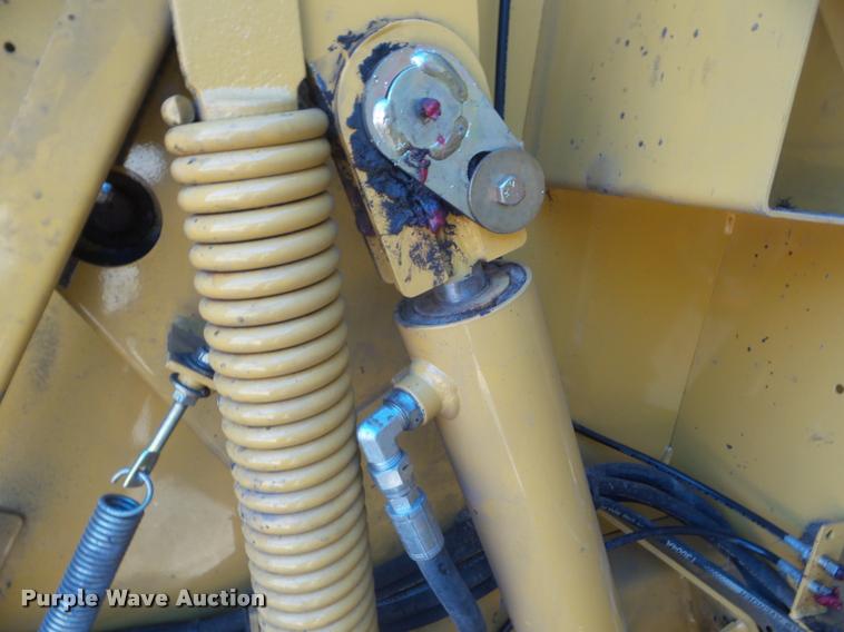 image for item G9556 2014 Vermeer 604 Super M round baler