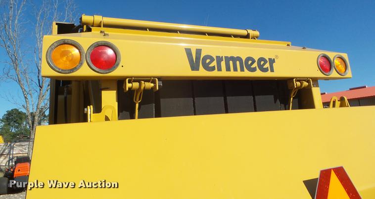 image for item G9556 2014 Vermeer 604 Super M round baler