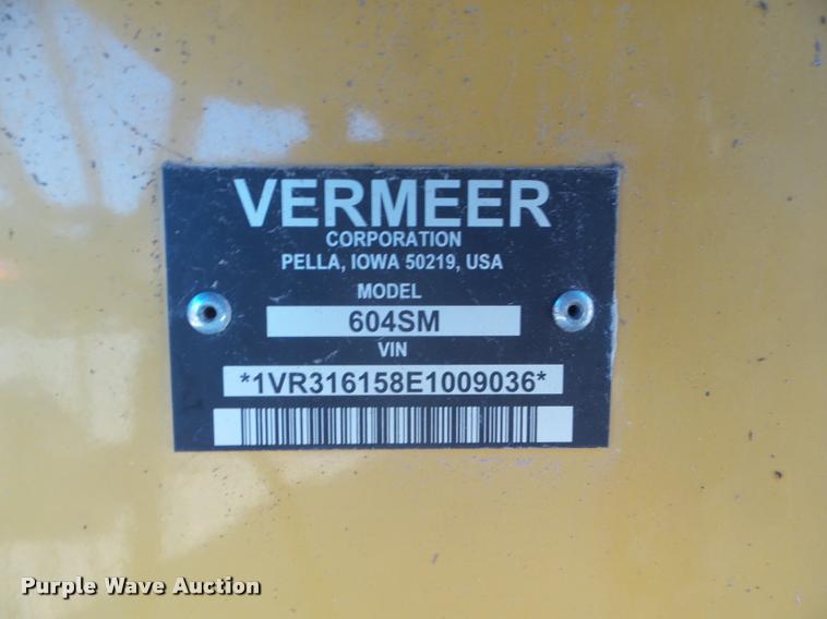 image for item G9556 2014 Vermeer 604 Super M round baler