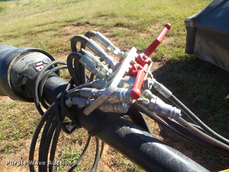 image for item G9557 2014 Vermeer TM850 disc mower