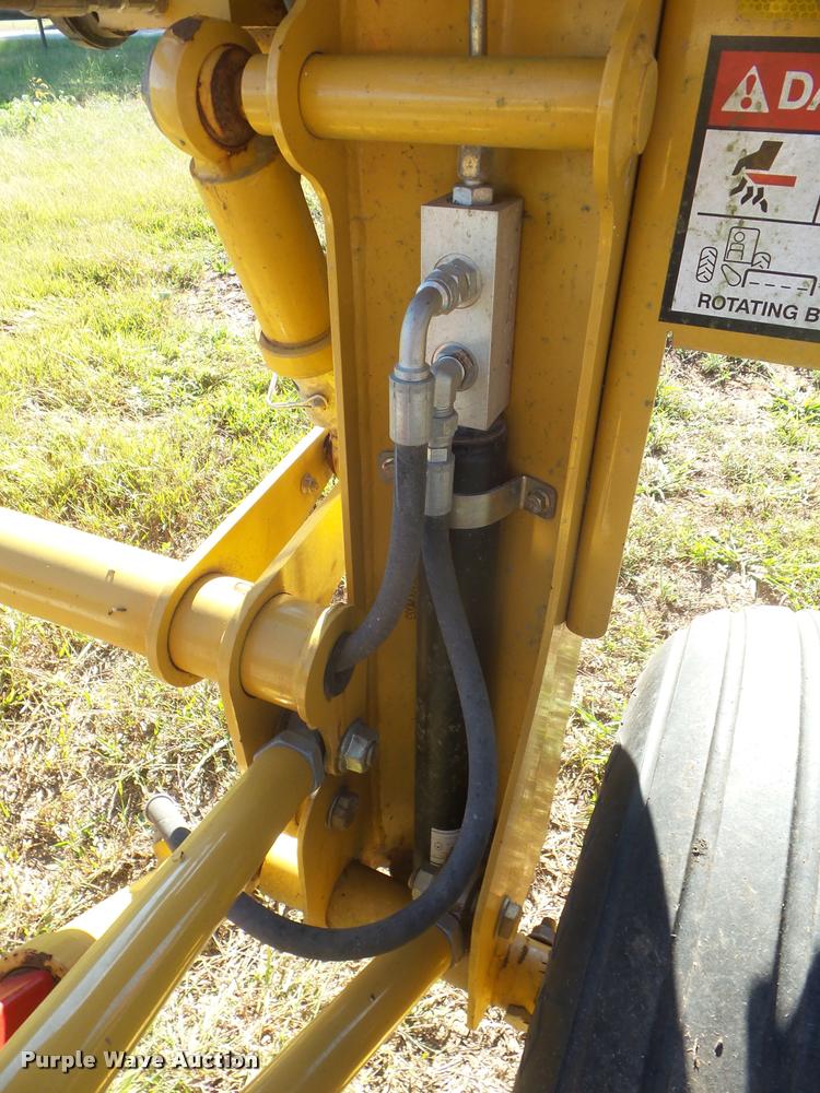 image for item G9557 2014 Vermeer TM850 disc mower