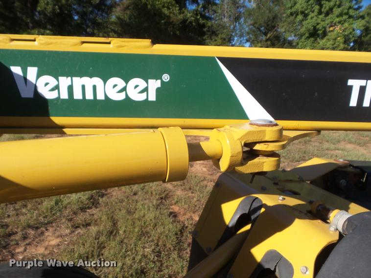 image for item G9557 2014 Vermeer TM850 disc mower