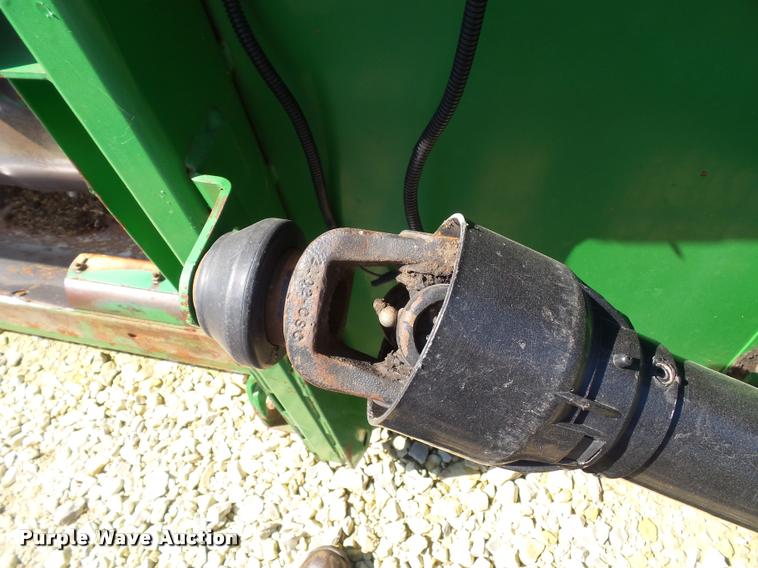 image for item J4757 2001 John Deere 930F flex head