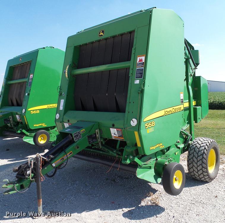 image for item J4759 2009 John Deere 568  Mega Wide Plus round baler