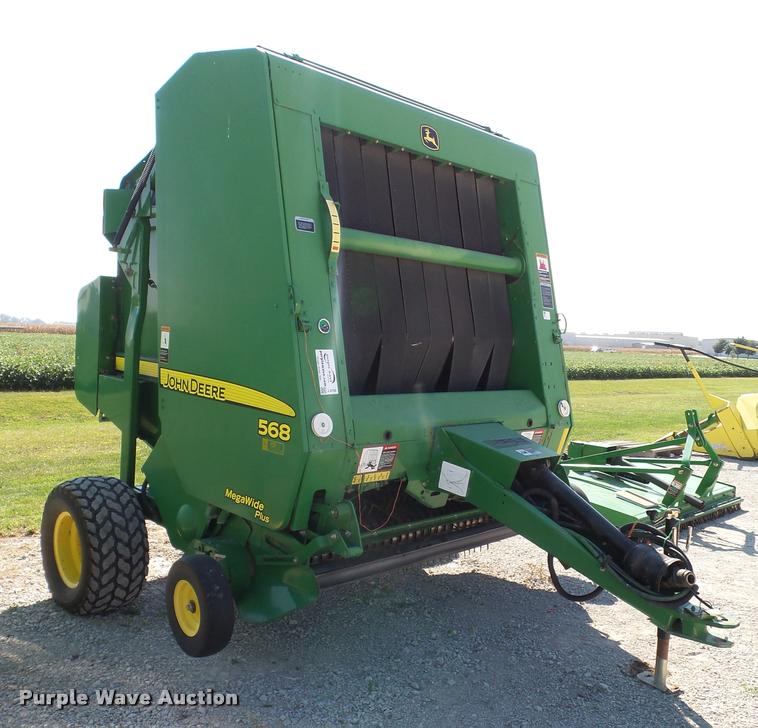 image for item J4759 2009 John Deere 568  Mega Wide Plus round baler
