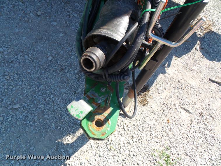 image for item J4759 2009 John Deere 568  Mega Wide Plus round baler