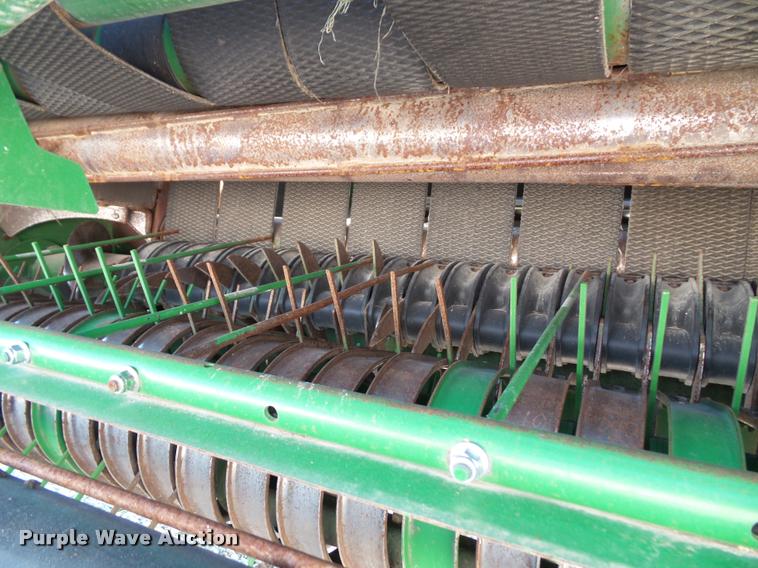 image for item J4759 2009 John Deere 568  Mega Wide Plus round baler