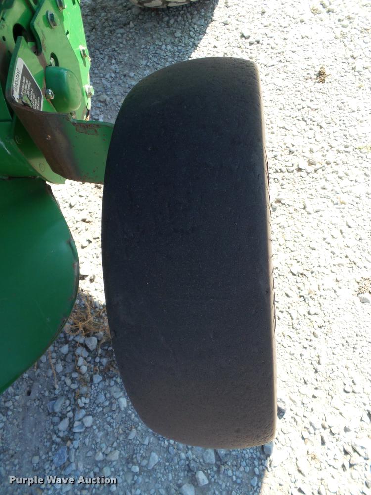 image for item J4759 2009 John Deere 568  Mega Wide Plus round baler