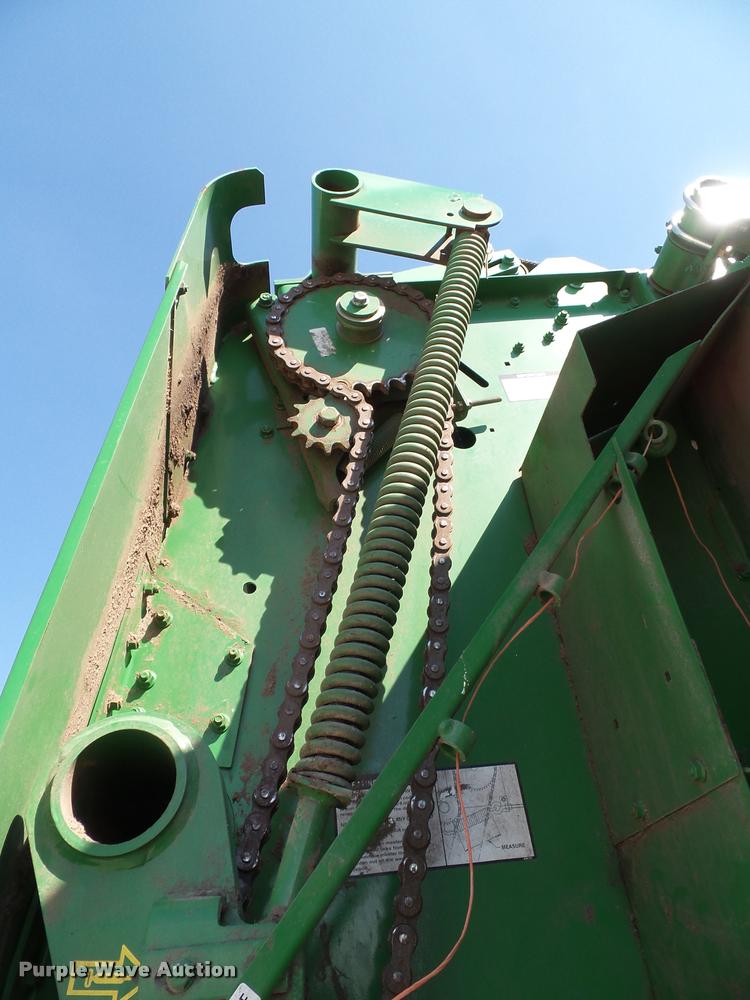 image for item J4759 2009 John Deere 568  Mega Wide Plus round baler