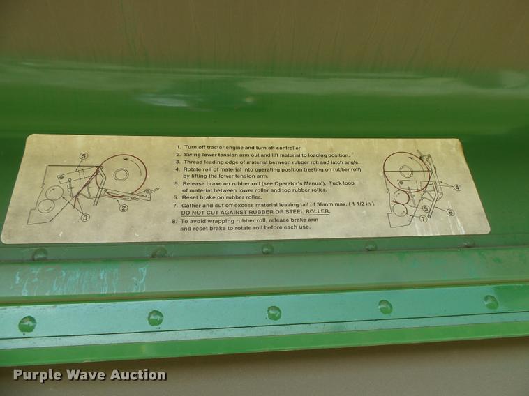 image for item J4759 2009 John Deere 568  Mega Wide Plus round baler