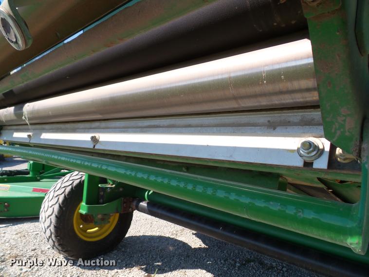 image for item J4759 2009 John Deere 568  Mega Wide Plus round baler