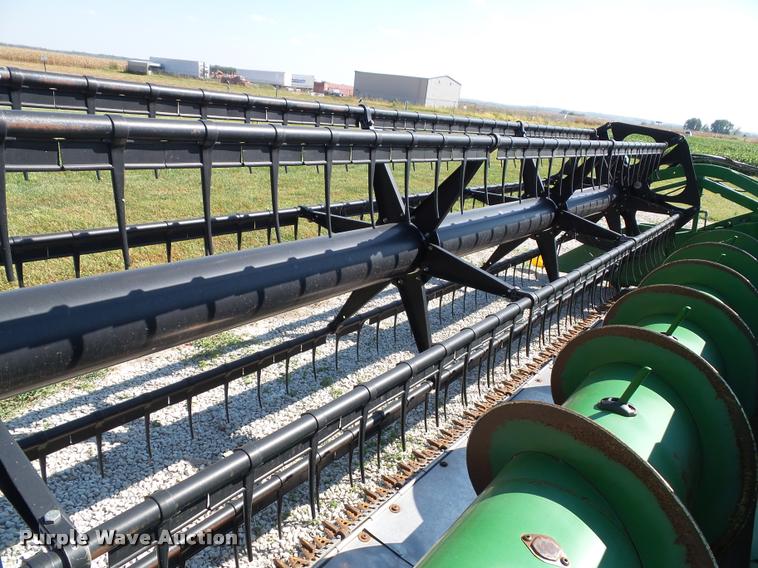 image for item J4763 2004 John Deere 630F Hydra flex head