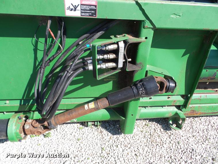 image for item J4763 2004 John Deere 630F Hydra flex head