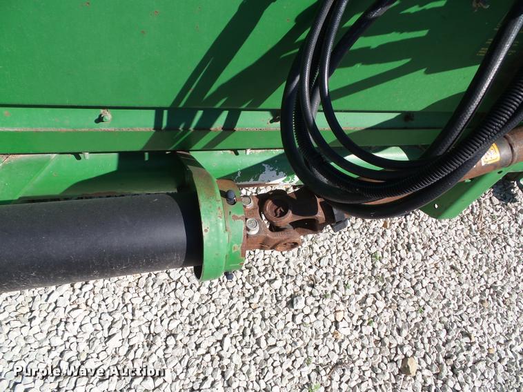 image for item J4763 2004 John Deere 630F Hydra flex head