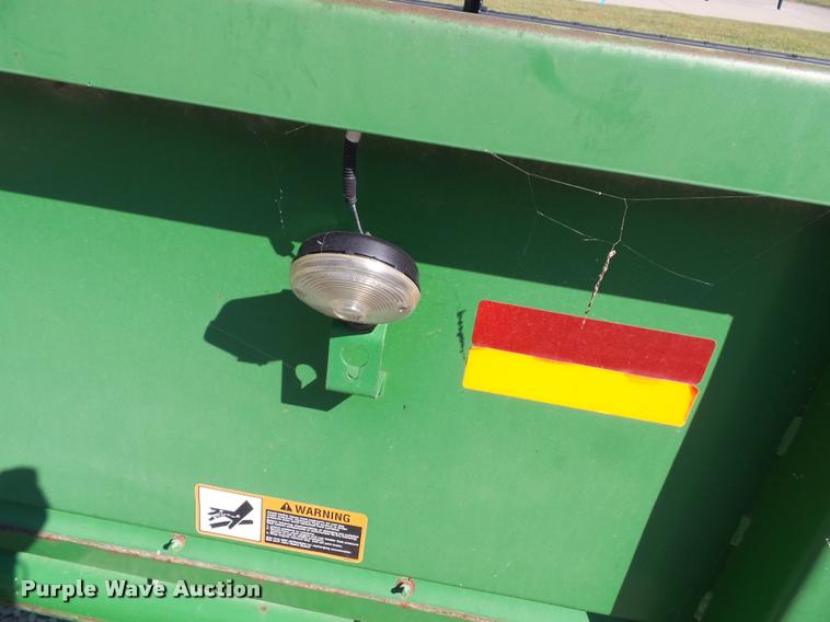 image for item J4763 2004 John Deere 630F Hydra flex head