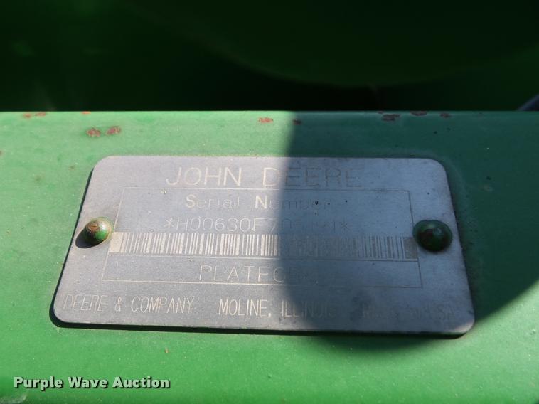 image for item J4763 2004 John Deere 630F Hydra flex head