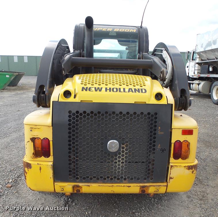 image for item K1094 2011 New Holland L225 skid steer