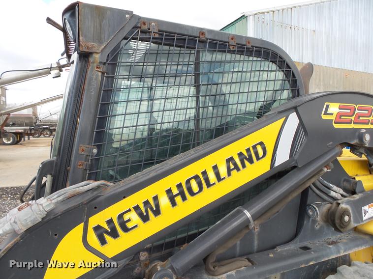 image for item K1094 2011 New Holland L225 skid steer