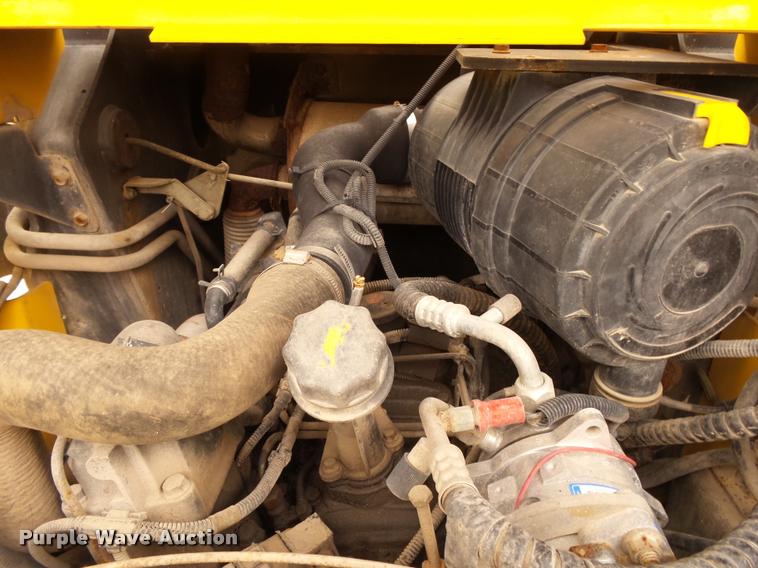 image for item K1094 2011 New Holland L225 skid steer