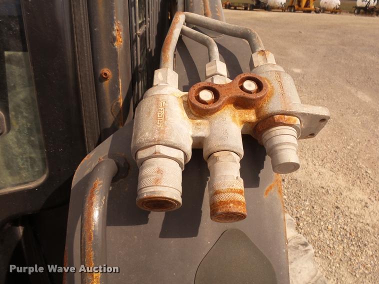 image for item K1094 2011 New Holland L225 skid steer