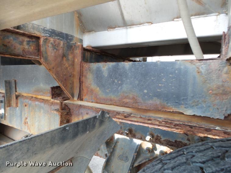 image for item K1095 2000 Mack CH613 tender truck